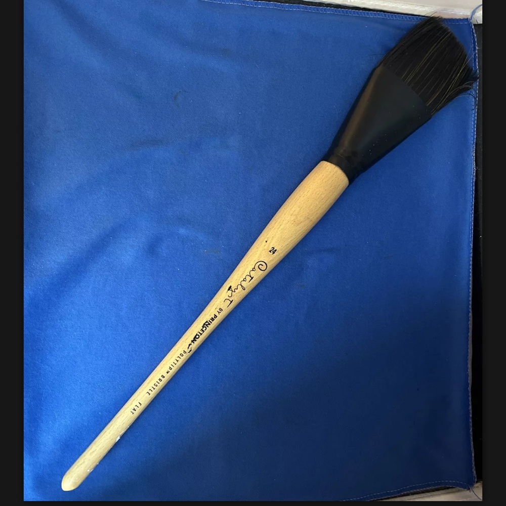 Princeton Catalyst Polytip Flat 24 Artist Brush.